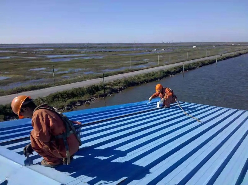 鲁山钢结构屋面漏水原因